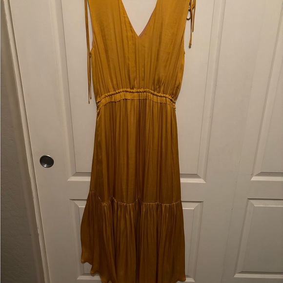 Banana Republic Deep Golden Rod Silky V-Neck Dress - Picture 3 of 6